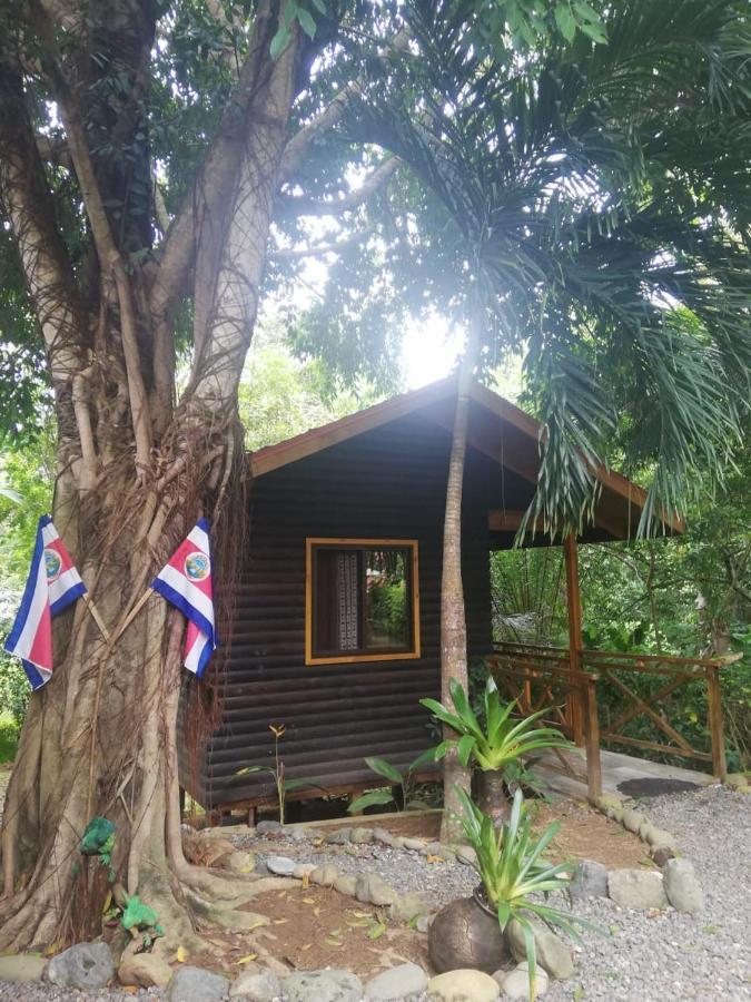 Casa el Colibrí Acomodação com café da manhã Parrita Exterior foto