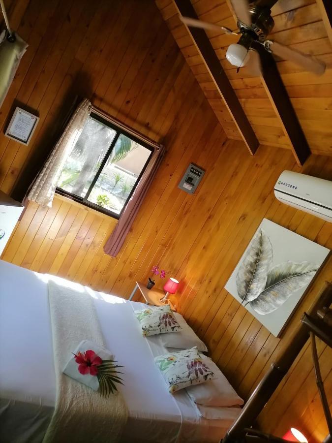 Casa el Colibrí Acomodação com café da manhã Parrita Exterior foto