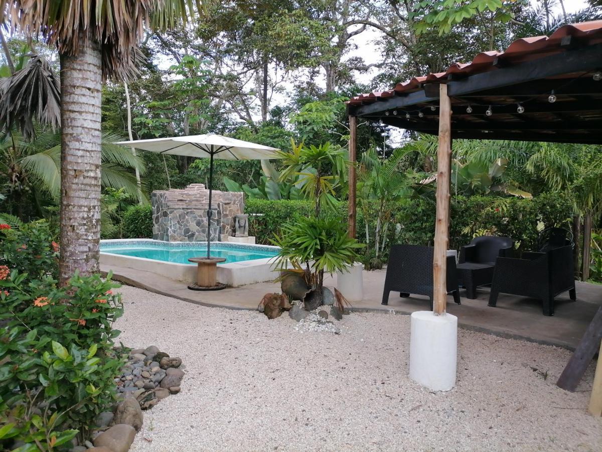 Casa el Colibrí Acomodação com café da manhã Parrita Exterior foto