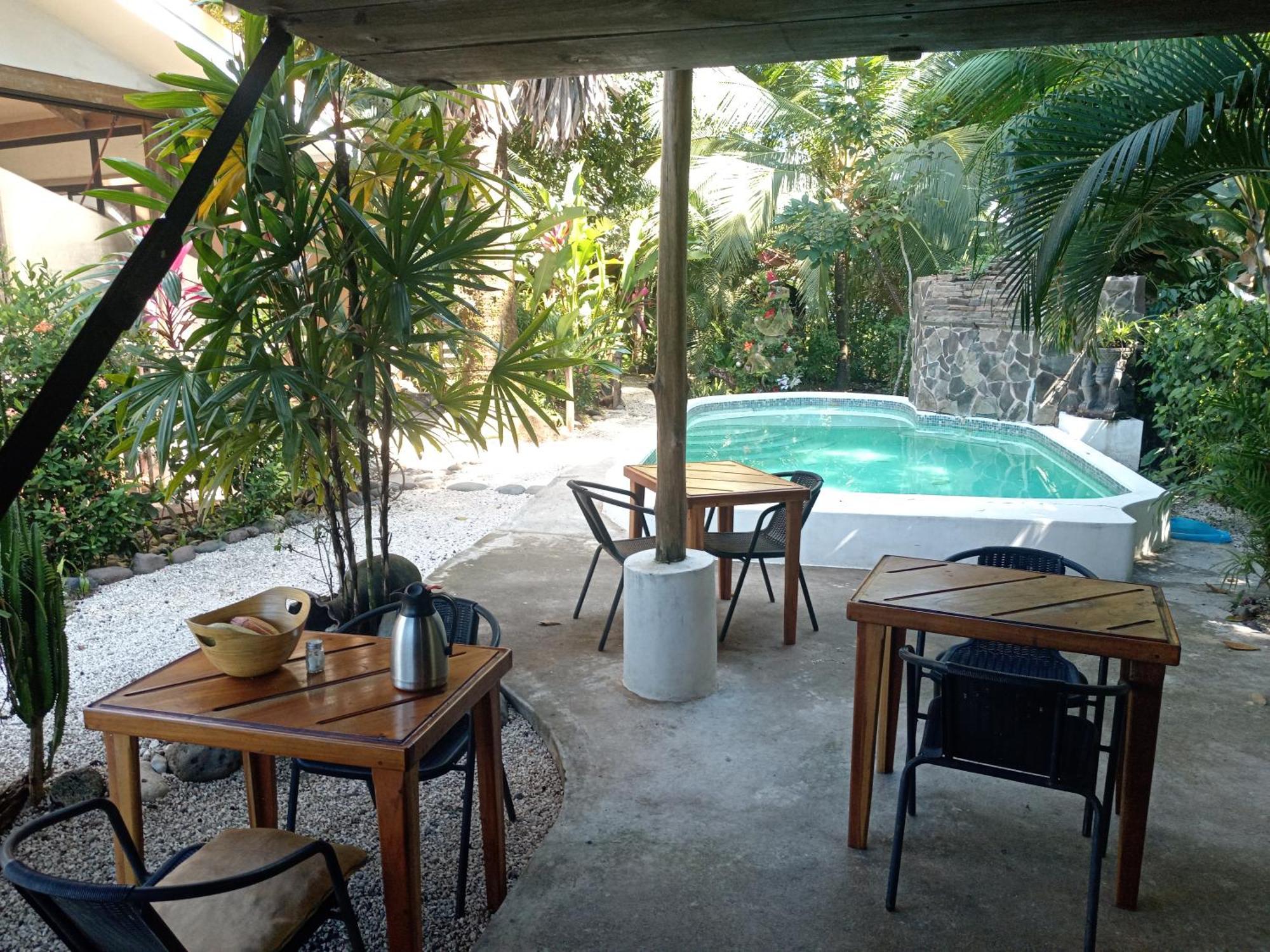 Casa el Colibrí Acomodação com café da manhã Parrita Exterior foto